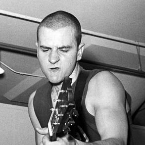 Al Barile, Born as Alan Scott Barile on 4th October 1961, was a guitar player
