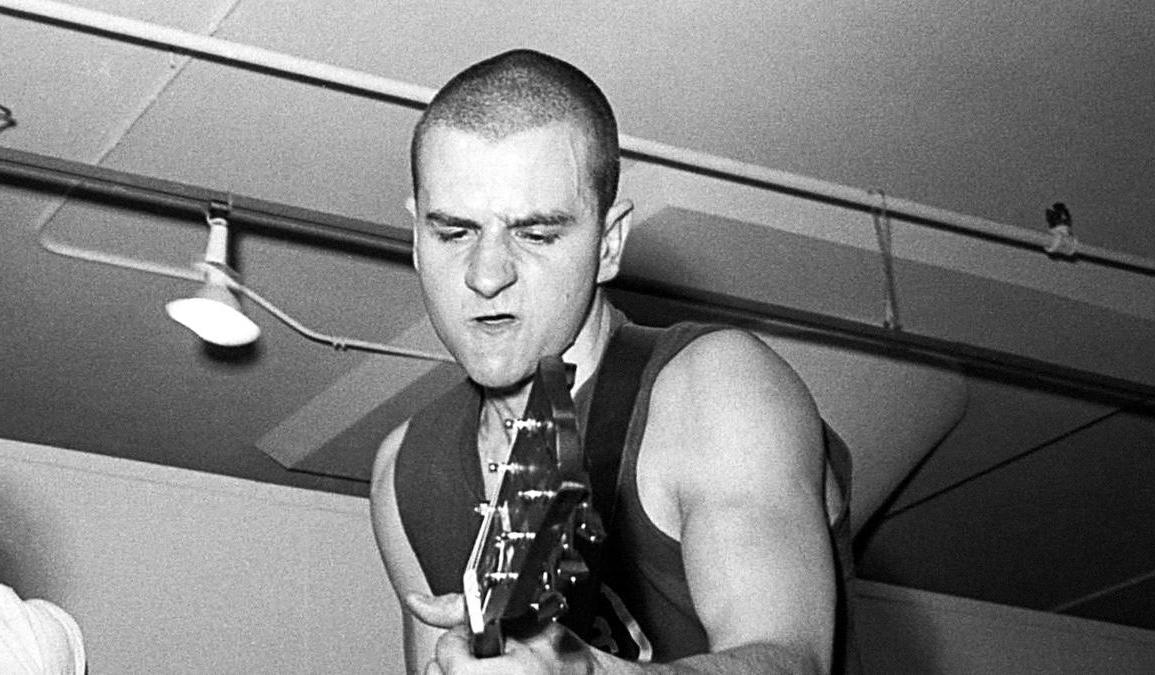 Al Barile, Born as Alan Scott Barile on 4th October 1961, was a guitar player
