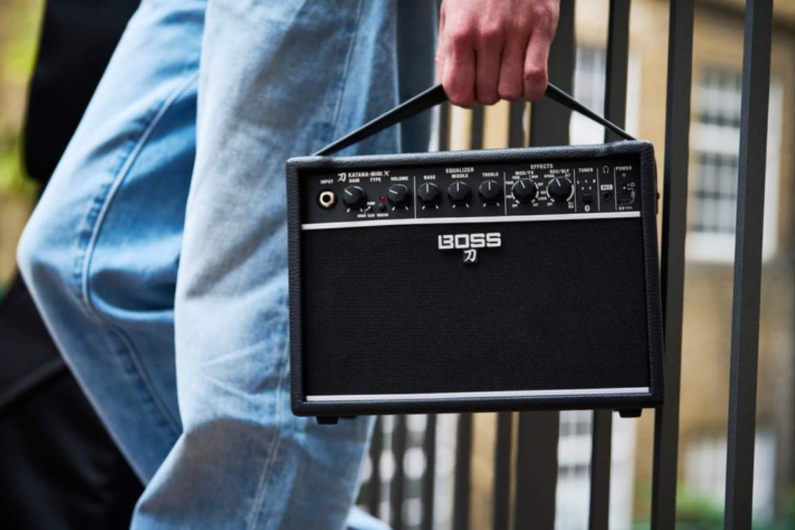 Mini guitar amps are now more powerful than ever; useful whether you are a pro or just a beginner. Let's check out the best options for 2025.