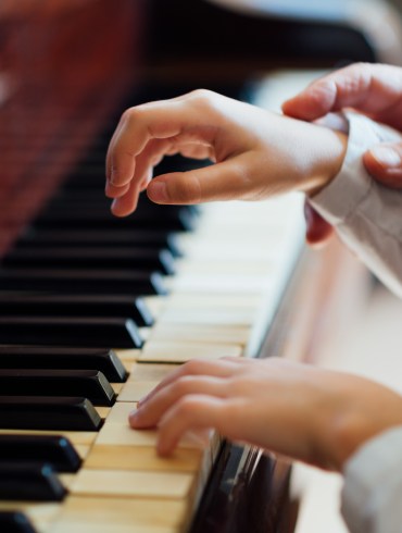 Managing finances is hard for artists. Here are a few essential steps to get started in your music teacher hustle till you have your school!