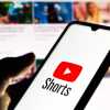 With the apparent future TikTok ban in the United States, YouTube Shorts seems to outgrow the platform if we are to follow recent data.